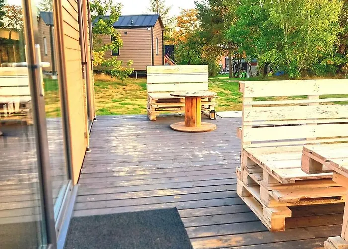 Dora אתר קמפינג Lupawsko